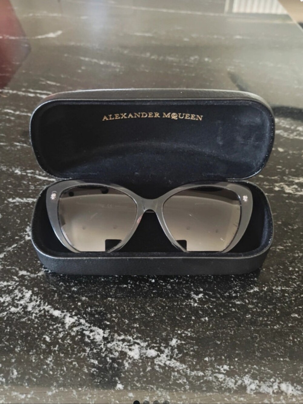 Alexander McQueen Grey Gradient Cat-Eye Sunglasses